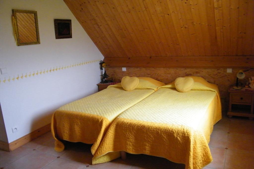 Отель Chez Katy Et Dede Bangor Экстерьер фото